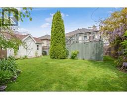 100 Manning DRIVE - 31