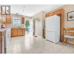 100 Manning DRIVE - 7