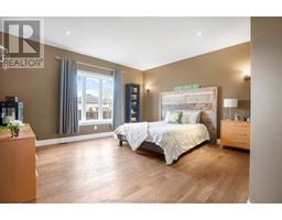 67 Birchwood STREET - 18
