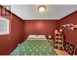 164 Greenfield LANE - 26