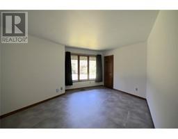 22410 Victoria ROAD - 25
