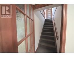 22410 Victoria ROAD - 33