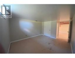 22410 Victoria ROAD - 35