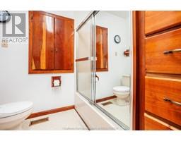 374 Talbot STREET East - 16