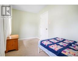 374 Talbot STREET East - 18