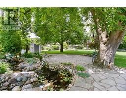 50 Nichols DRIVE - 39