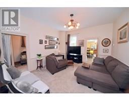 49 Erie STREET South - 8