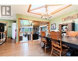 424 Gregory DRIVE East - 16