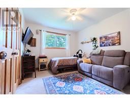 424 Gregory DRIVE East - 26