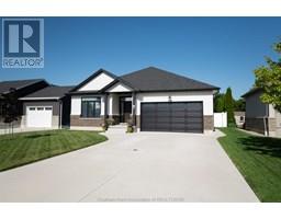 7 VENTURE CRESCENT - 27