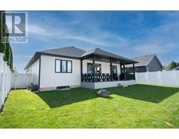 7 VENTURE CRESCENT - 3