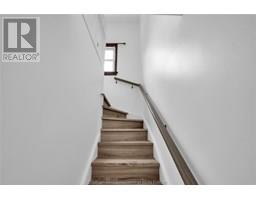 24 Simonton DRIVE - 26