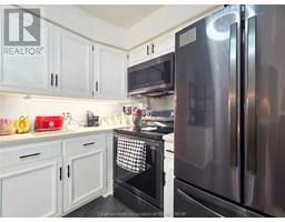 70 DUNVEGAN DRIVE - 27