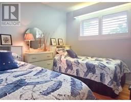 70 DUNVEGAN DRIVE - 29