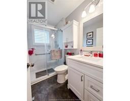 70 DUNVEGAN DRIVE - 33