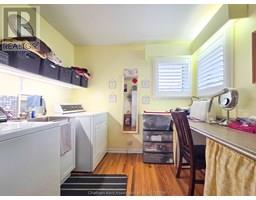 70 DUNVEGAN DRIVE - 36