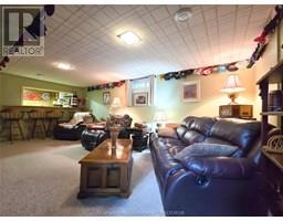 70 DUNVEGAN DRIVE - 40