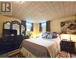 70 DUNVEGAN DRIVE - 43