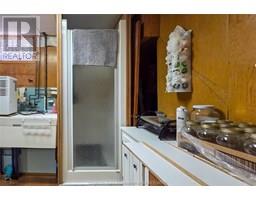 70 DUNVEGAN DRIVE - 46