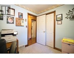 3 Churchill Park ROAD - 28
