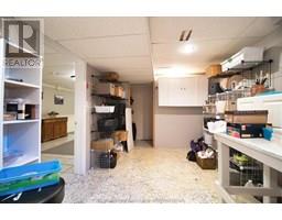 3 Churchill Park ROAD - 39