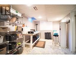 3 Churchill Park ROAD - 40