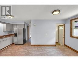 112 Berry STREET - 10