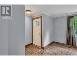112 Berry STREET - 3