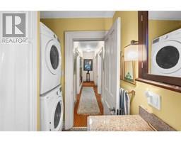 41 Erie STREET South - 38