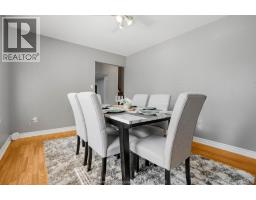 112 Parry DRIVE - 17