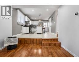 112 Parry DRIVE - 23