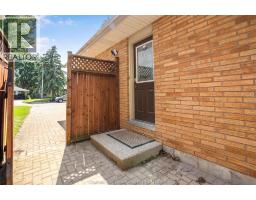 112 Parry DRIVE - 39