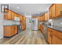 7138 Benoit DRIVE - 9