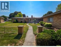 64 Parkwood DRIVE - 2