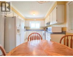 64 Parkwood DRIVE - 26