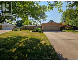 64 Parkwood DRIVE - 3