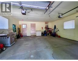 64 Parkwood DRIVE - 46