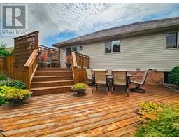 645 McNaughton AVENUE West - 15