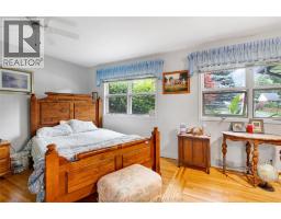 41 MAPLE STREET - 13