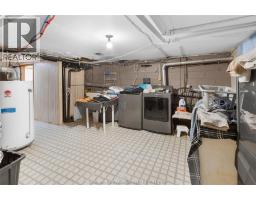 41 MAPLE STREET - 21
