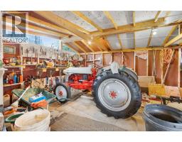41 MAPLE STREET - 46