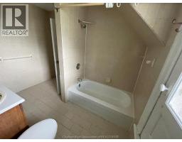 176 Thames STREET - 20