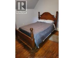 176 Thames STREET - 27