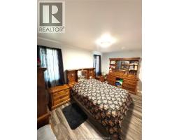 37 REAUME STREET - 18