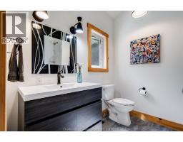 11 Victoria STREET - 21