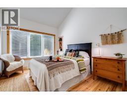 11 Victoria STREET - 22