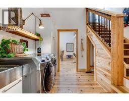 11 Victoria STREET - 24