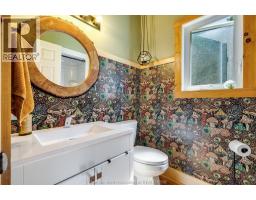 11 Victoria STREET - 27