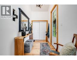 11 Victoria STREET - 3