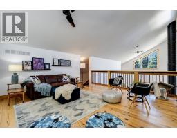 11 Victoria STREET - 30